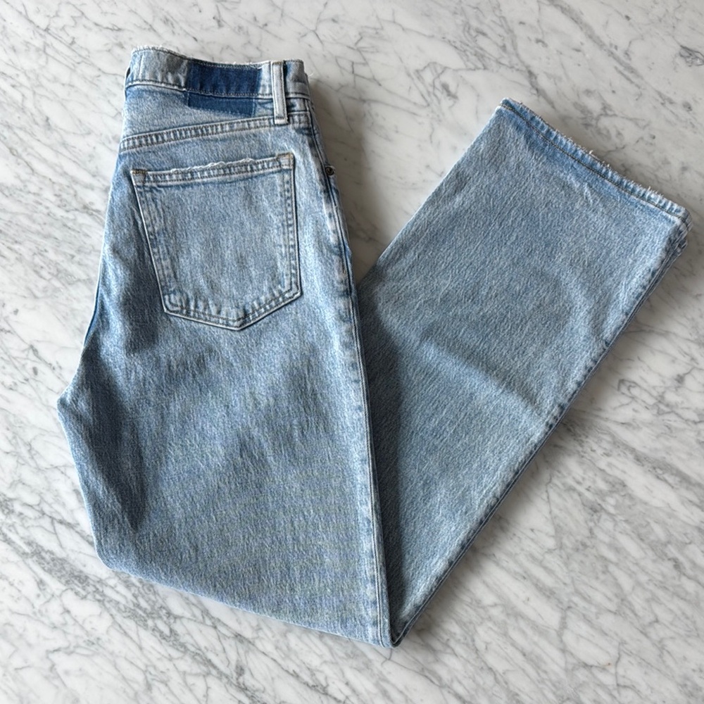 Abercrombie The 90s Relaxed Jean High Rise light denim